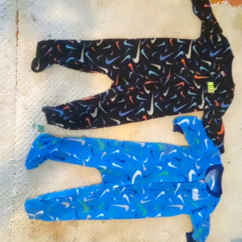 Infant boys 9m Nike and Levi's footed jammies